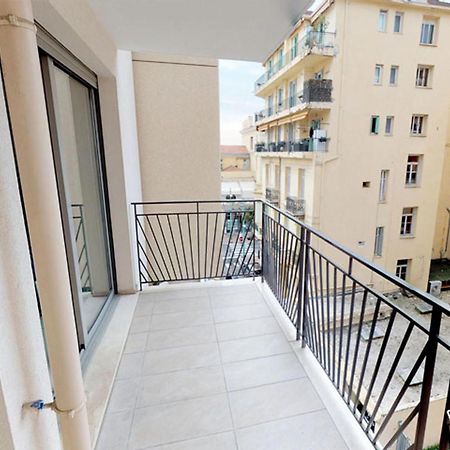 Charmant 2P Moderne Avec Terrasse, Parking Prive, En Plein Centre De Menton, A 2 Pas De La Mer - Fr-1-196-200 エクステリア 写真